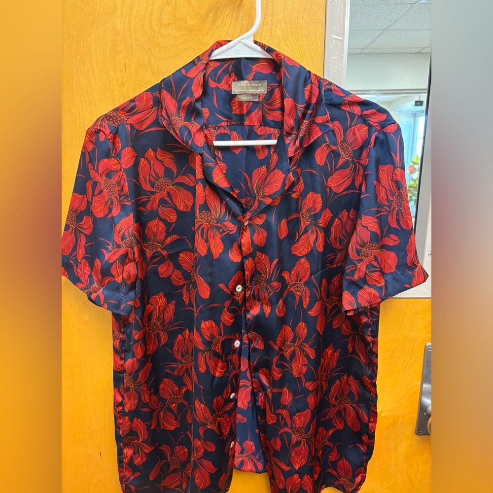 Zara Navy Short-Sleeve Button-Down with Red Floral Print